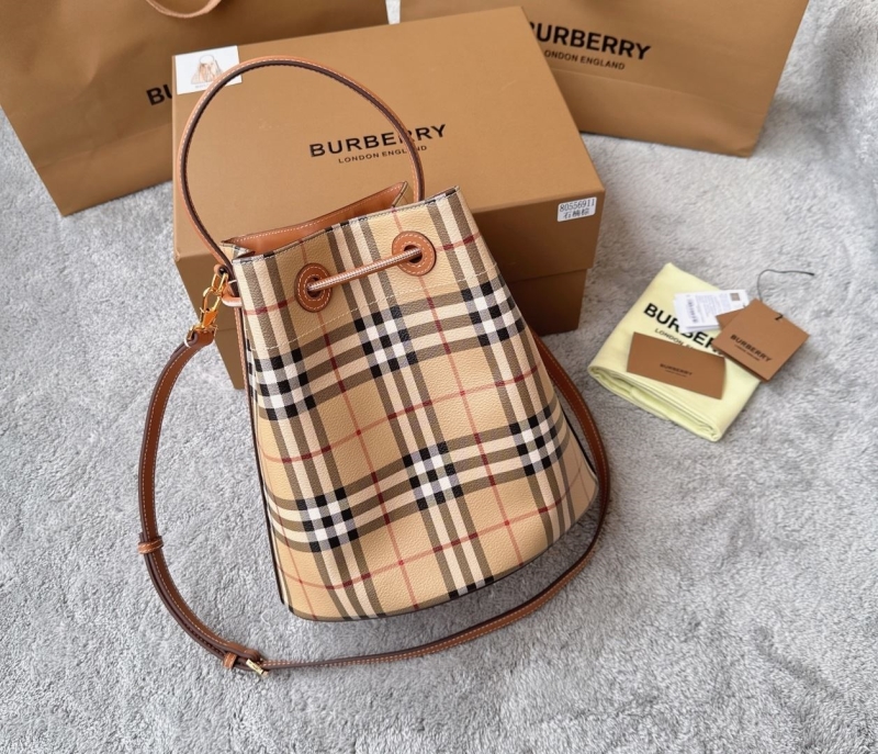Bv*b*rry bucket bags